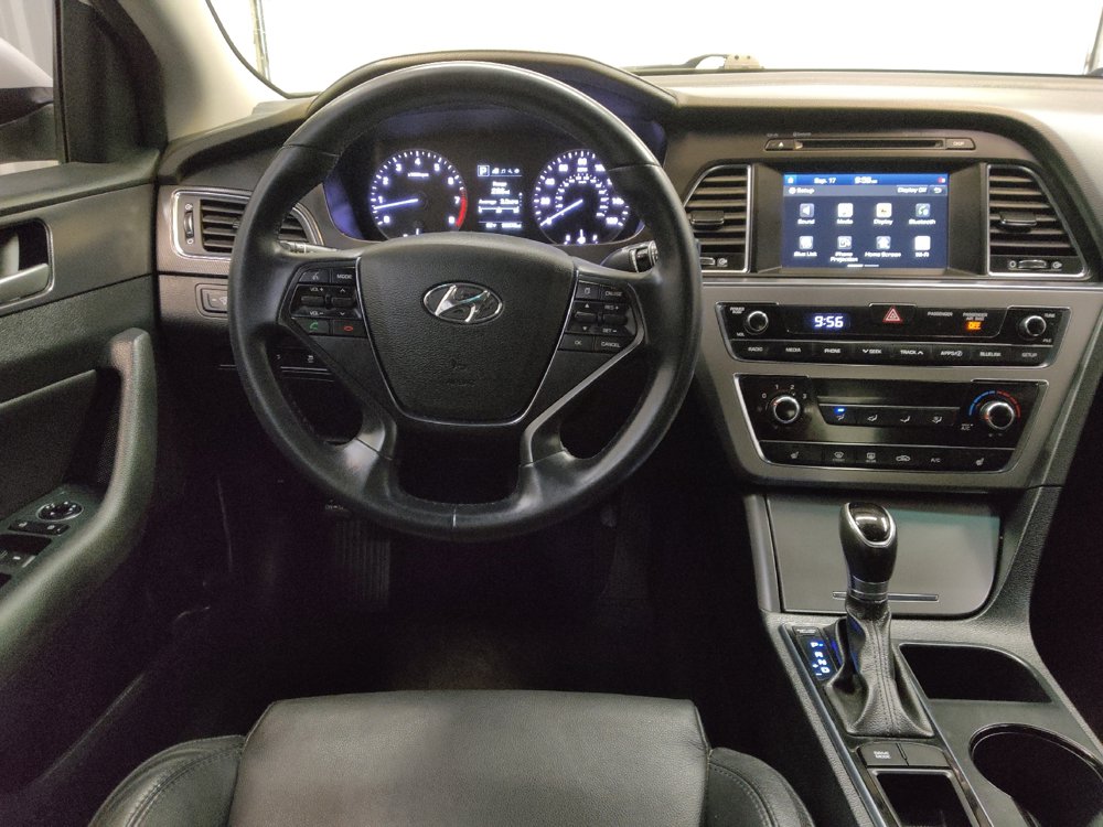 Used 2017 Hyundai Sonata Sport w/ Value Edition Package 02 FWD image 22