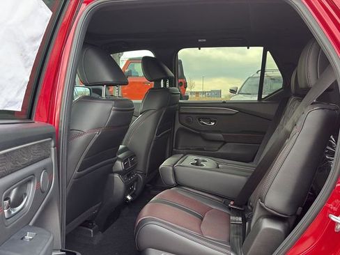 New 2026 Honda Pilot Black Edition image 8