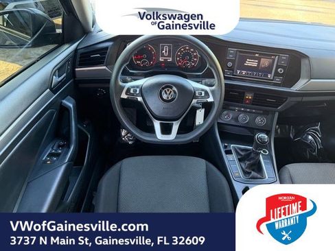 Used 2019 Volkswagen Jetta S image 15