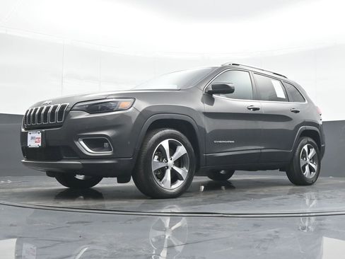 Used 2021 Jeep Cherokee Limited AWD/4WD image 17