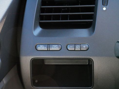 Used 2010 Honda Civic LX image 27