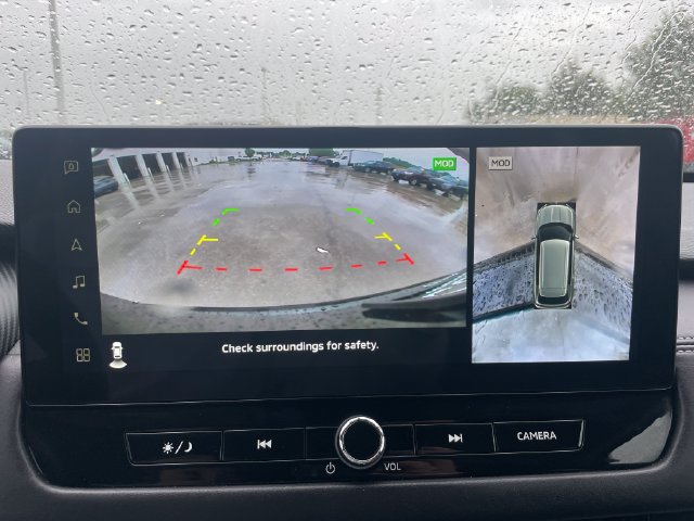 Used 2025 Mitsubishi Outlander SE FWD image 15