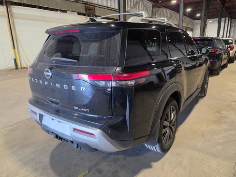 Used 2022 Nissan Pathfinder SL w/ SL Premium Package AWD/4WD image 2