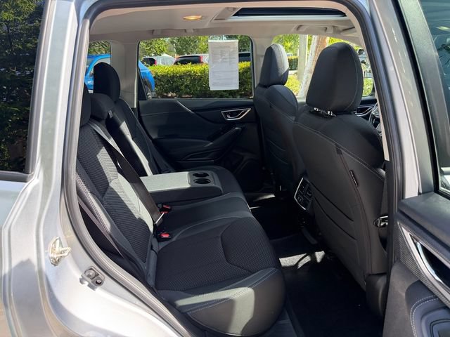 Used 2020 Subaru Forester Premium AWD/4WD image 16