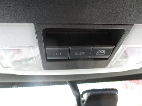 Used 2013 Ford F150 Limited image 32