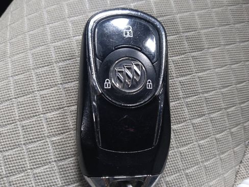 Used 2018 Buick Encore Preferred FWD image 32