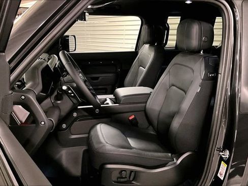 New 2026 Land Rover Defender 90 V8 AWD/4WD image 8