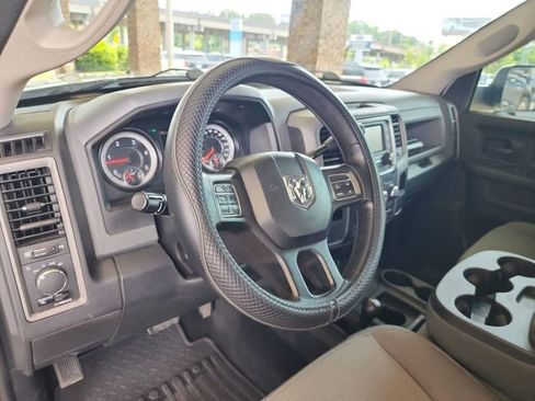 Used 2017 RAM 2500 Tradesman w/ Chrome Appearance Group AWD/4WD image 10