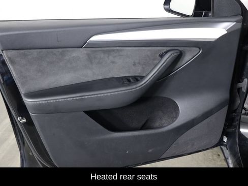 Used 2023 Tesla Model Y Performance AWD/4WD image 17