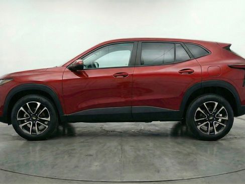 Used 2025 Chevrolet TrailBlazer LT image 5