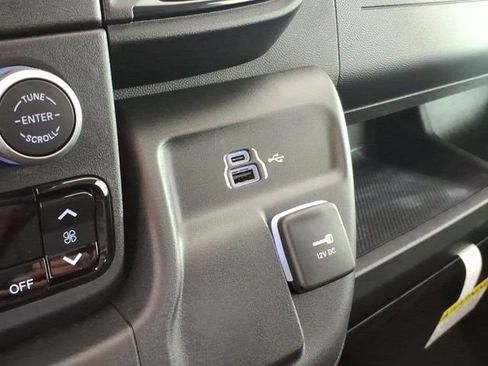 Used 2025 RAM ProMaster 2500 w/ Convenience Group FWD image 27
