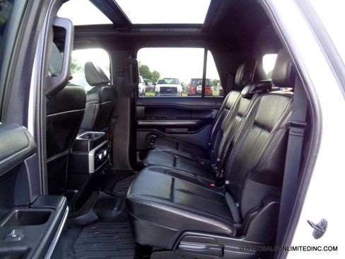 Used 2021 Ford Expedition Max XLT image 20