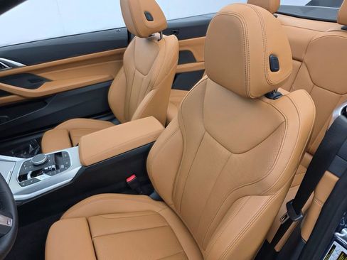 Used 2024 BMW M440i Convertible w/ Shadowloine Package image 12