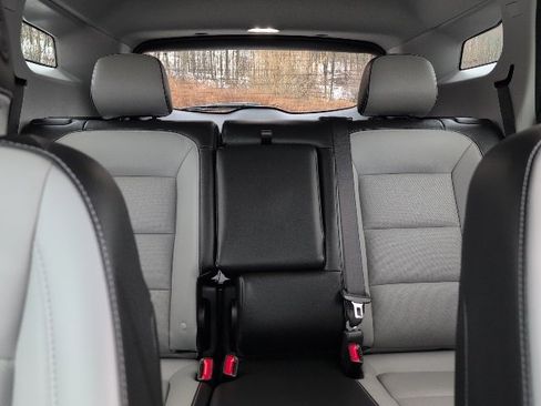 Used 2023 GMC Terrain SLT w/ LPO, Floor Liner Package image 25