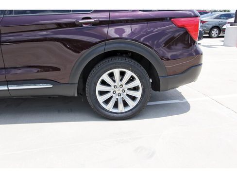 Used 2023 Ford Explorer King Ranch w/ Technology Package AWD/4WD image 34