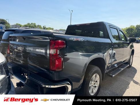 Used 2021 Chevrolet Silverado 1500 LT w/ Bed Protection Package AWD/4WD image 2