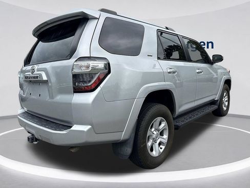 Used 2022 Toyota 4Runner SR5 Premium AWD/4WD image 5