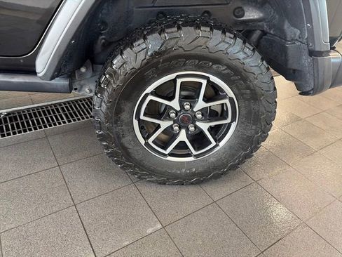 Used 2024 Jeep Wrangler Unlimited Rubicon image 52