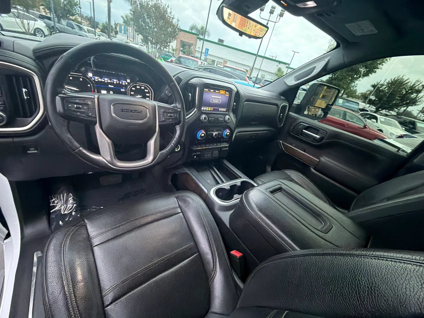 Used 2020 GMC Sierra 2500 Denali w/ Denali Ultimate Package AWD/4WD image 30