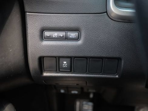 Used 2019 Nissan Murano S FWD image 45