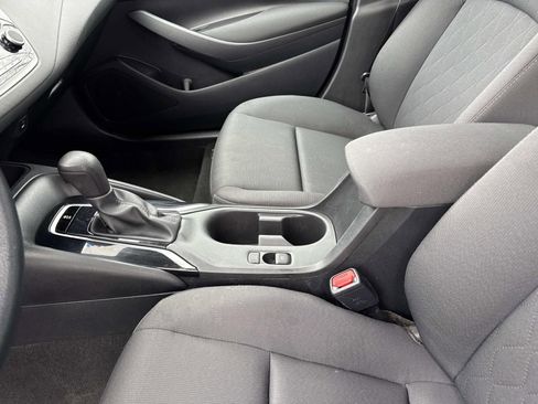 Used 2024 Toyota Corolla LE image 20