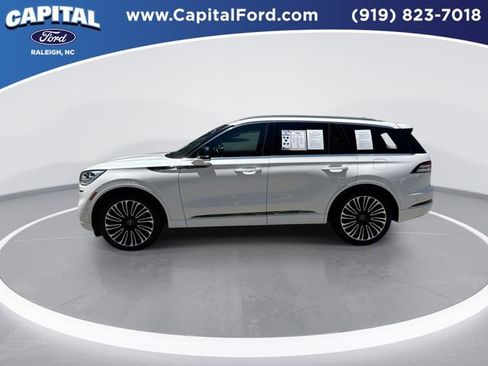 Used 2024 Lincoln Aviator Black Label w/ Dynamic Handling Package AWD/4WD image 5