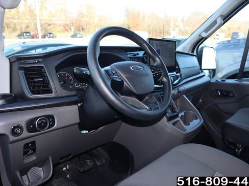 Used 2023 Ford Transit 350 XLT image 18