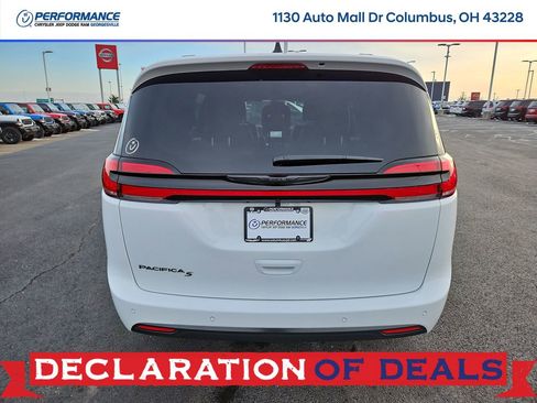 New 2026 Chrysler Pacifica Select w/ S Appearance Package image 6
