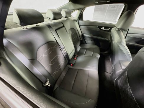 Used 2023 Kia Forte GT-Line w/ GT-Line Premium Package image 25