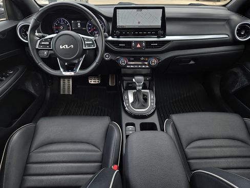 Used 2024 Kia Forte GT-Line w/ GT-Line Premium Package FWD image 11