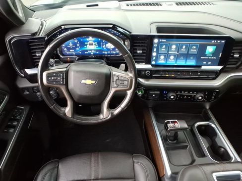 Used 2022 Chevrolet Silverado 1500 High Country AWD/4WD image 23