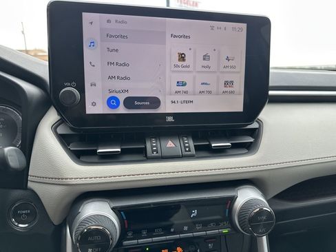 Used 2023 Toyota RAV4 Limited image 9