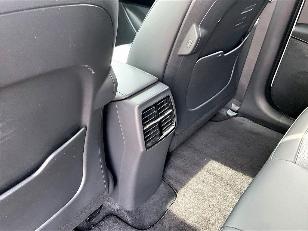 Used 2023 Kia Niro Wave FWD image 27