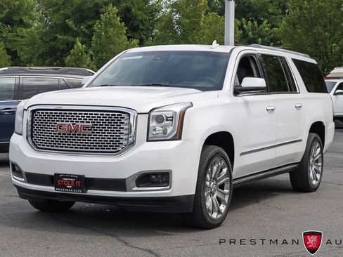 Used 2016 GMC Yukon XL Denali w/ Open Road Package AWD/4WD image 21