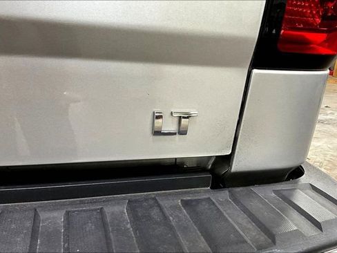 Used 2018 Chevrolet Silverado 1500 LT w/ LT Convenience Package image 23