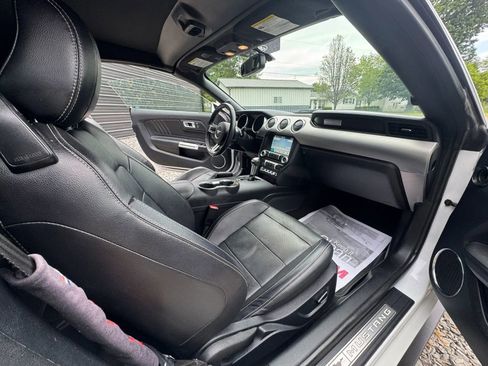 Used 2018 Ford Mustang Premium RWD image 13