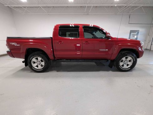 Used 2012 Toyota Tacoma 4x4 Double Cab image 7