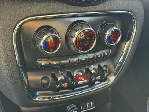 Used 2016 MINI Cooper Clubman S FWD image 19
