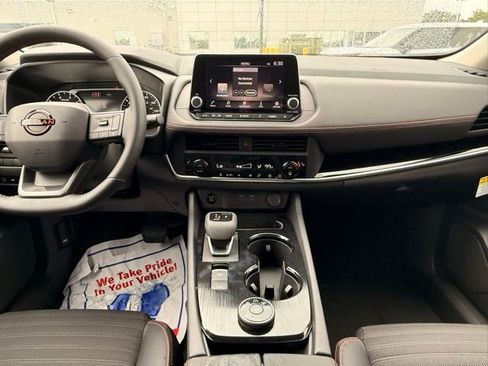 New 2026 Nissan Rogue SV w/ Rock Creek Premium Package AWD/4WD image 25
