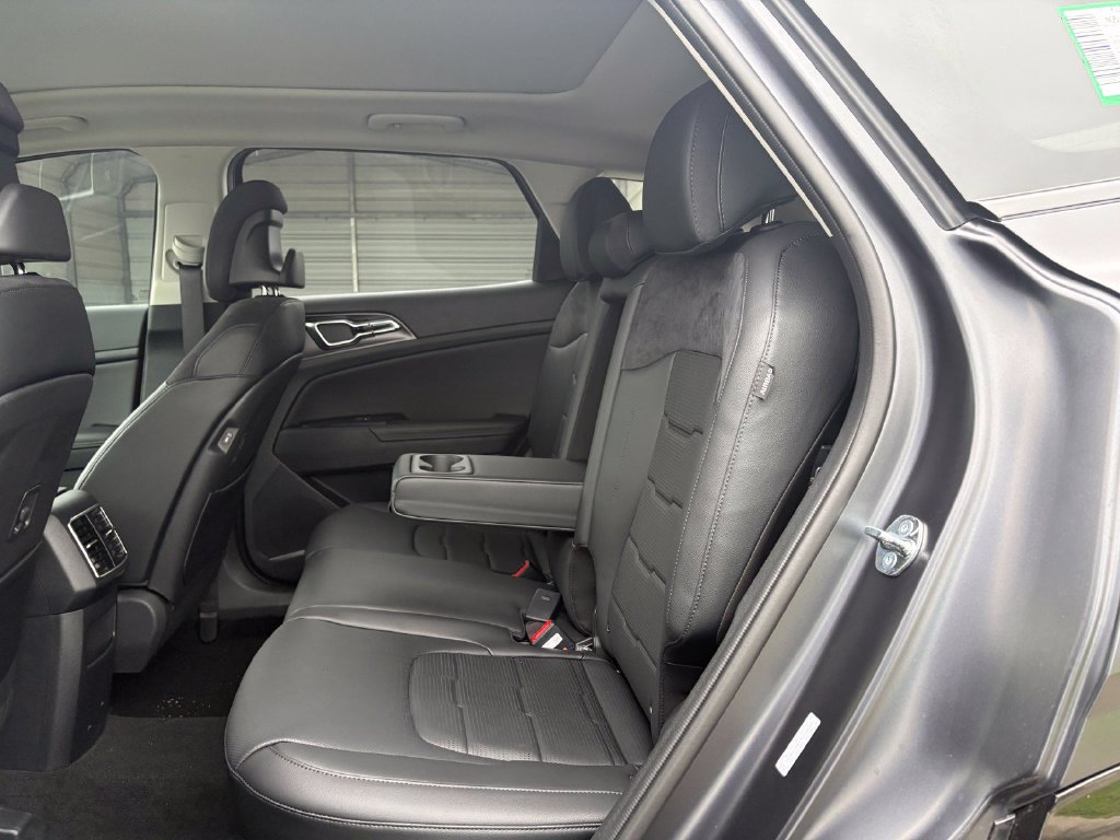 New 2026 Kia Sportage SX FWD image 14