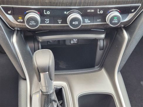 Certified 2020 Honda Accord EX image 18