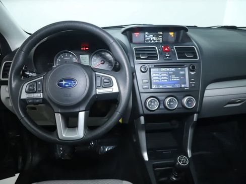 Used 2018 Subaru Forester 2.5i image 30