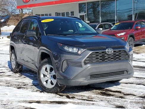 Used 2020 Toyota RAV4 LE w/ Carpet Mat Package image 28