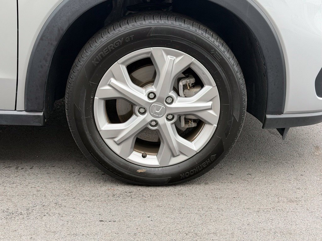Certified 2025 Honda HR-V LX image 20