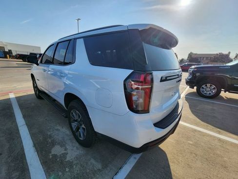 Used 2024 Chevrolet Tahoe Z71 w/ Luxury Package AWD/4WD image 6