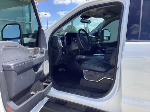 Used 2024 Ford F350 Lariat w/ Sport Appearance Package AWD/4WD image 5