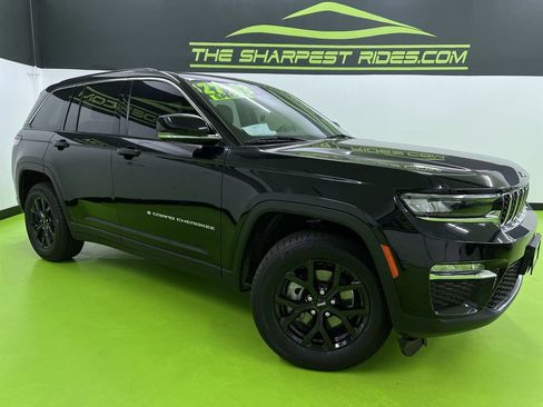 Used 2022 Jeep Grand Cherokee Limited AWD/4WD image 1