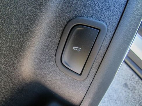 New 2026 GMC Acadia Elevation w/ Elevation Premium Package image 11