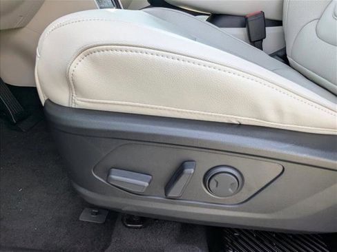 New 2026 Hyundai Tucson Limited image 12