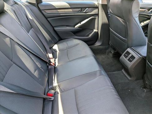 Used 2018 Honda Accord EX-L image 17